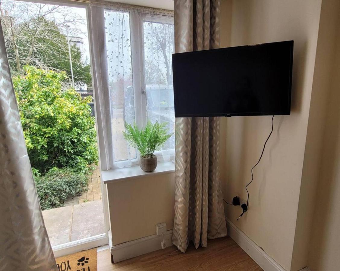 Cozy Central One Bedroom Flat Reading Exterior photo