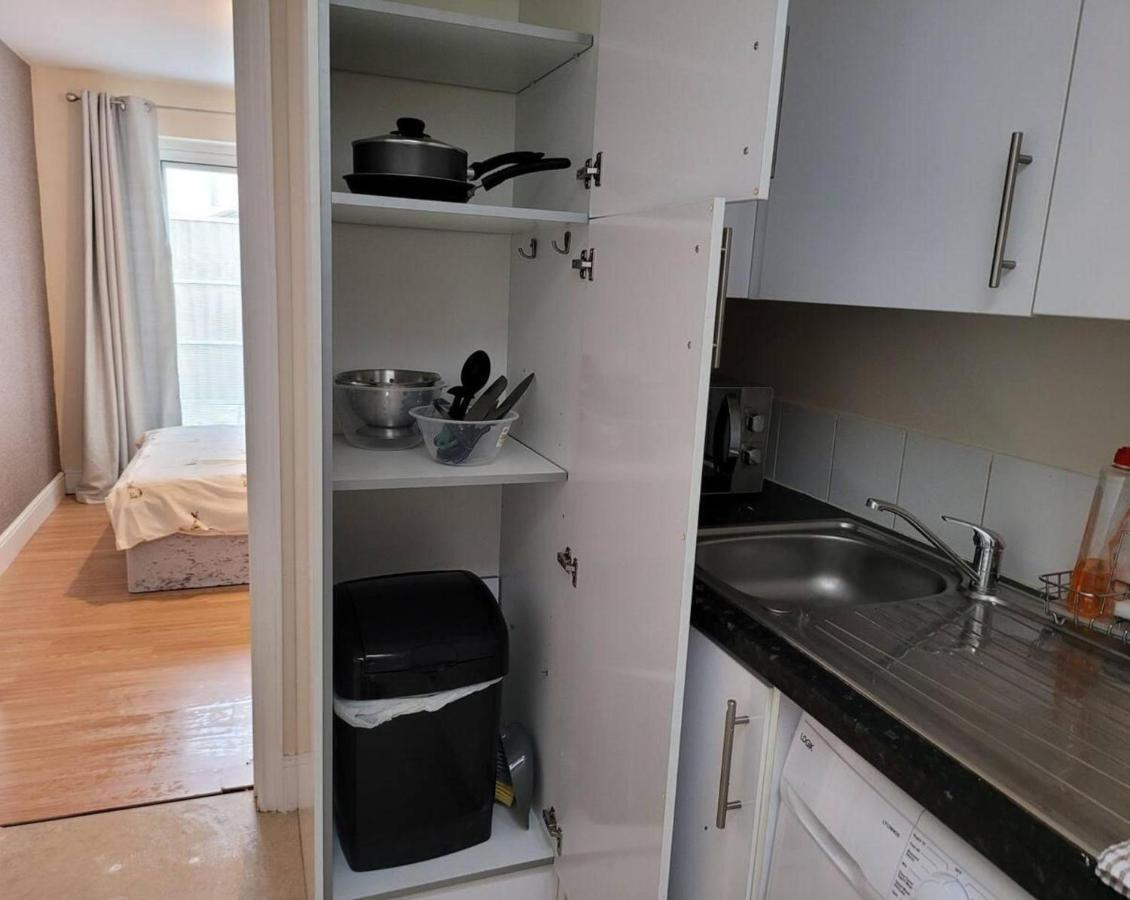Cozy Central One Bedroom Flat Reading Exterior photo
