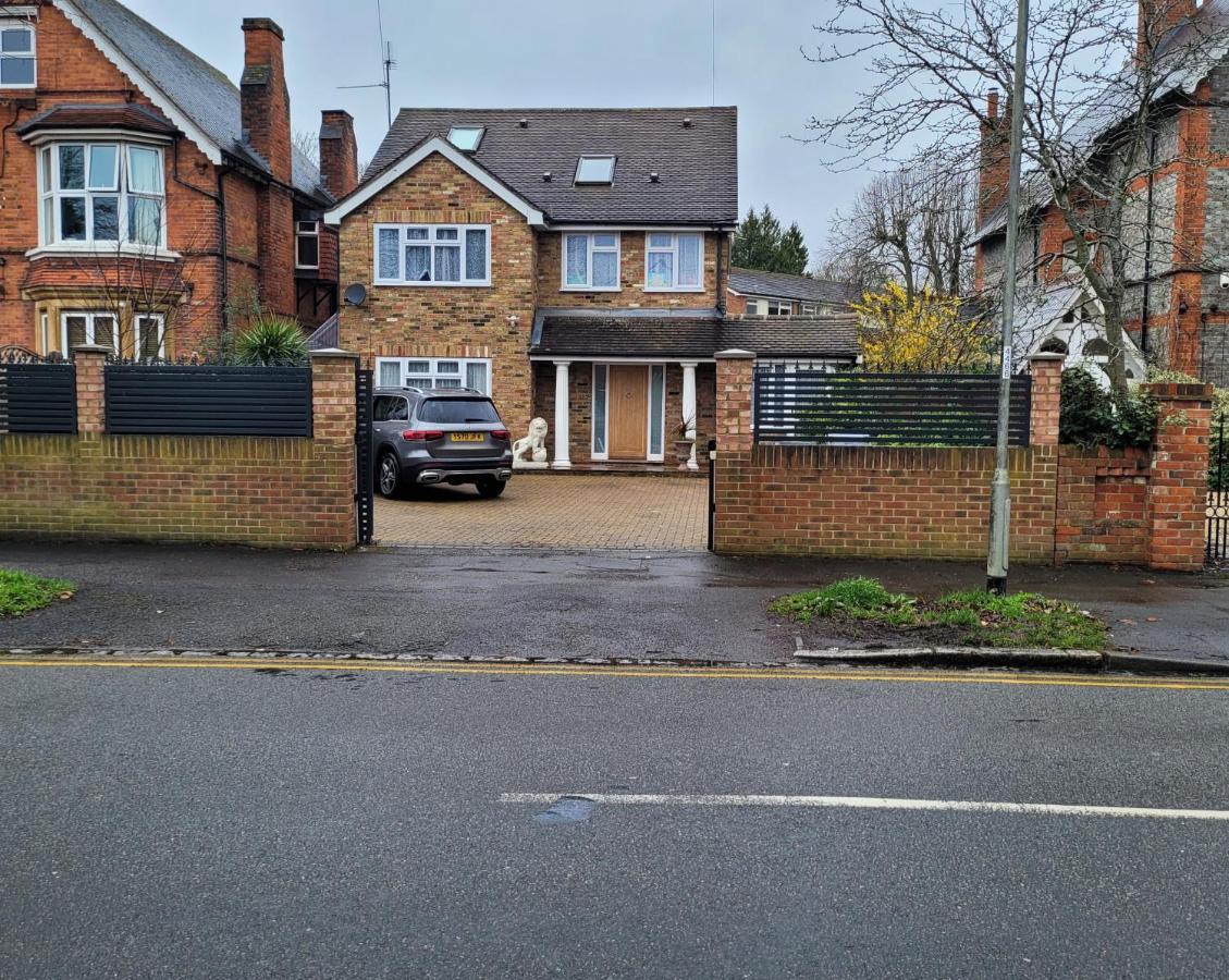 Cozy Central One Bedroom Flat Reading Exterior photo