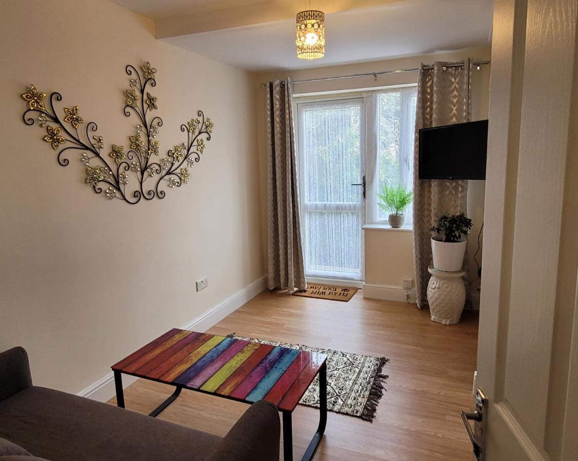 Cozy Central One Bedroom Flat Reading Exterior photo